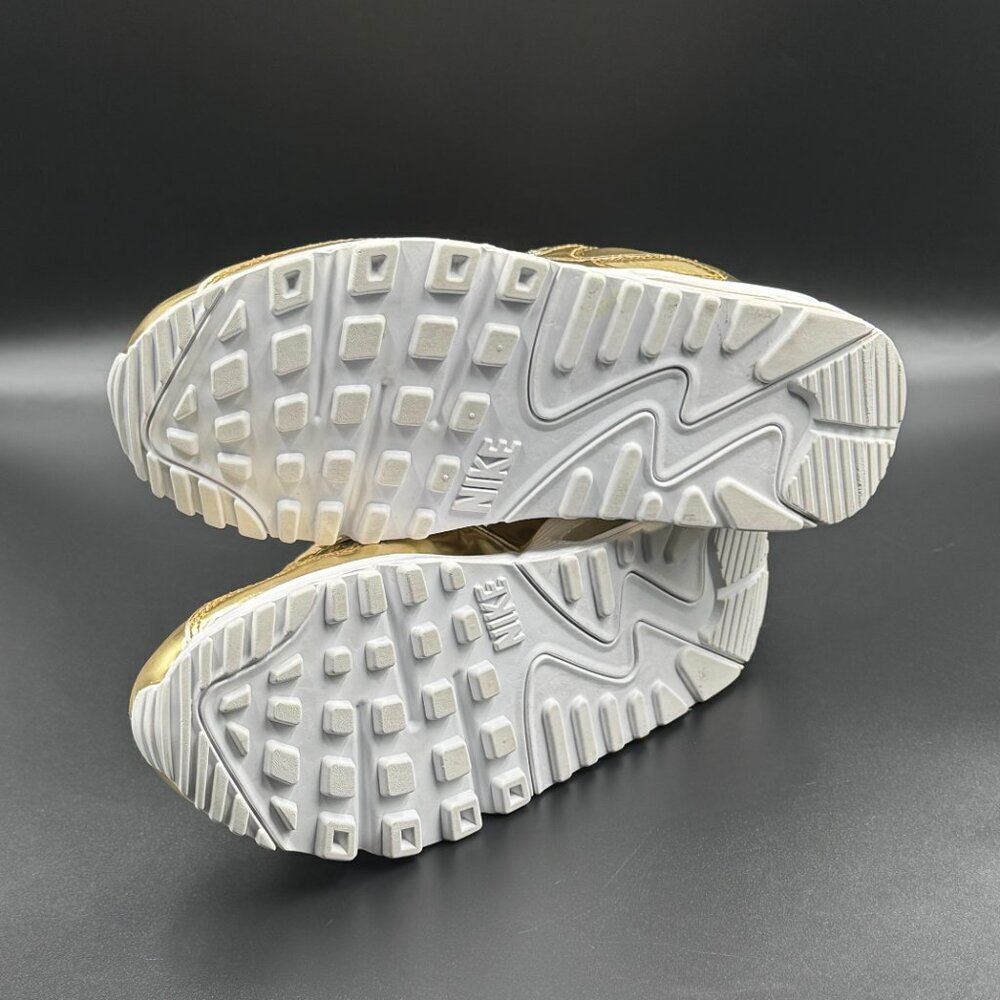 Wmns Nike Air Max 90 Metallic Gold - Picture 8 of 10